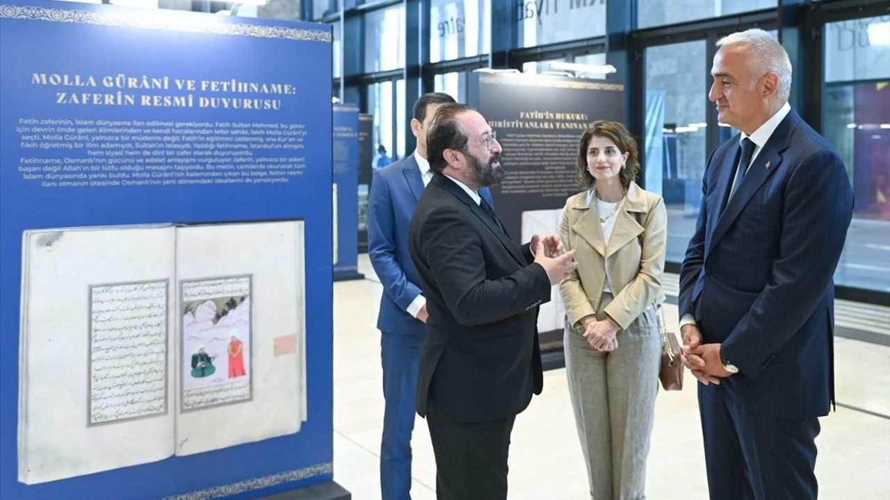 İstanbul, Fetih ve Mekan Sergisi AKM'de Sanatseverlerle Buluştu