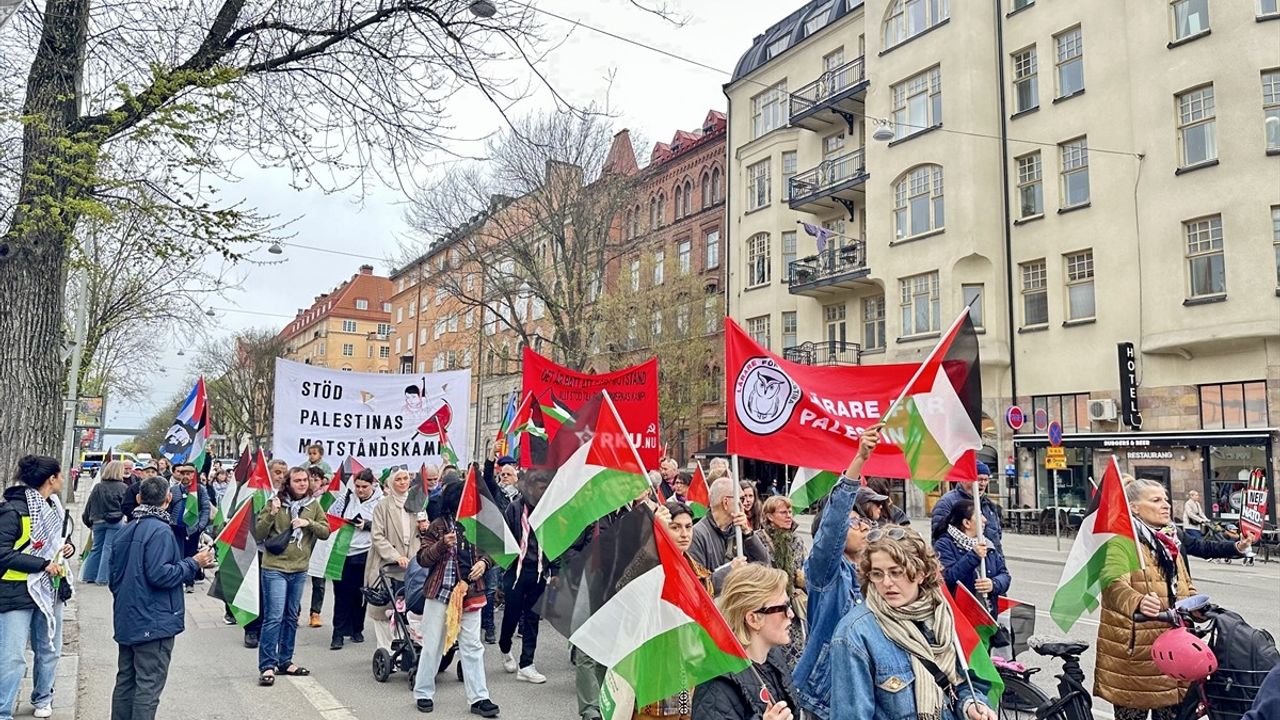 İsveç'te 1 Mayıs Gösterilerinde Gazze'ye Destek Çığlığı
