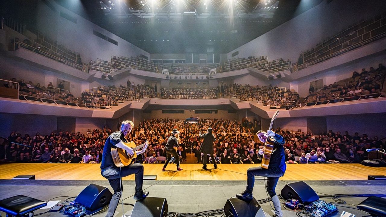 İtalyan Grup '40 Fingers', İstanbul'da İlk Konserini Verecek