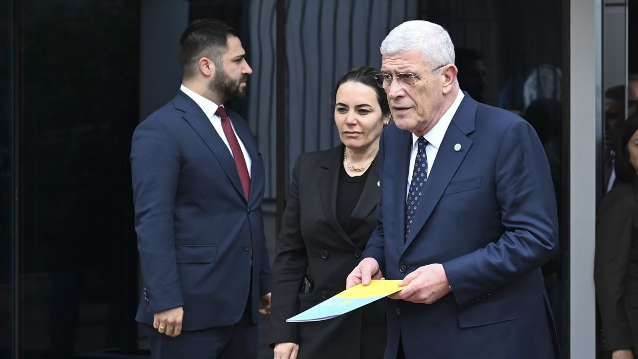 İYİ Parti Genel Başkanı Dervişoğlu'ndan Alparslan Türkeş'in Kabrine Yapılan Saygısızlığa Sert Tepki
