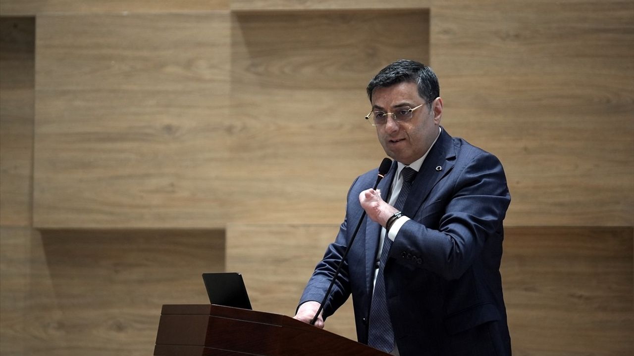 İzmir'de 'Buğday Tanesi' Filmi Öğrencilerle Buluştu