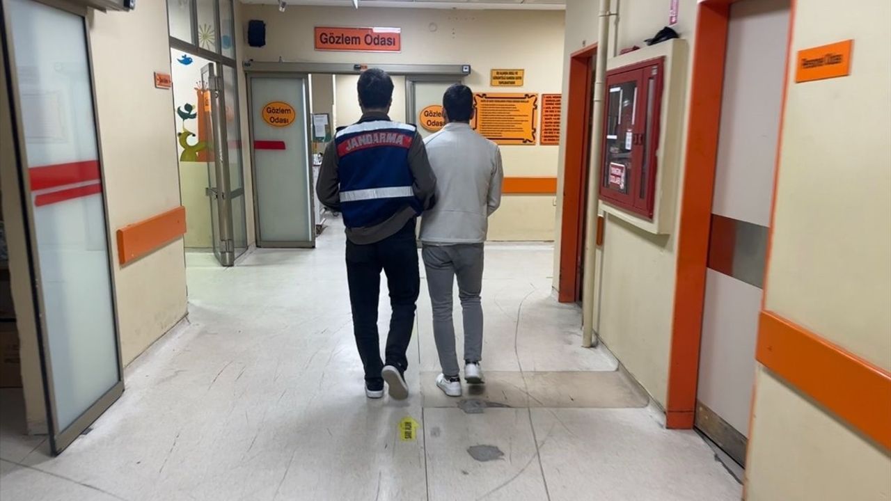 İzmir'de DEAŞ Operasyonu: 35 Gözaltı