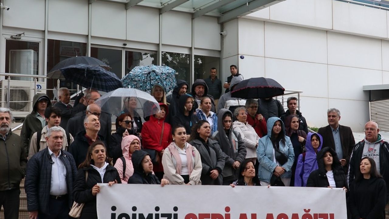 İzmir İşçileri, CHP Genel Merkezi'ne Yürüyüş Başlattı