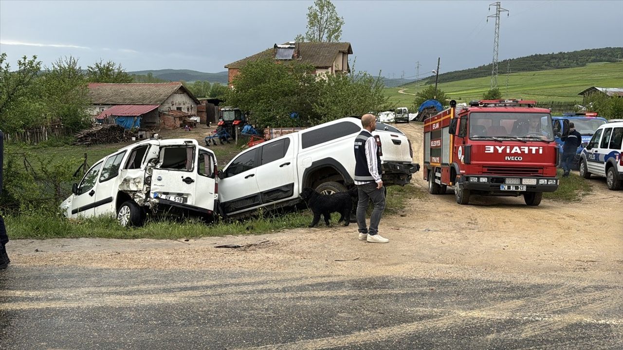 Karabük'te 4 Araçlı Kazada 9 Yaralı