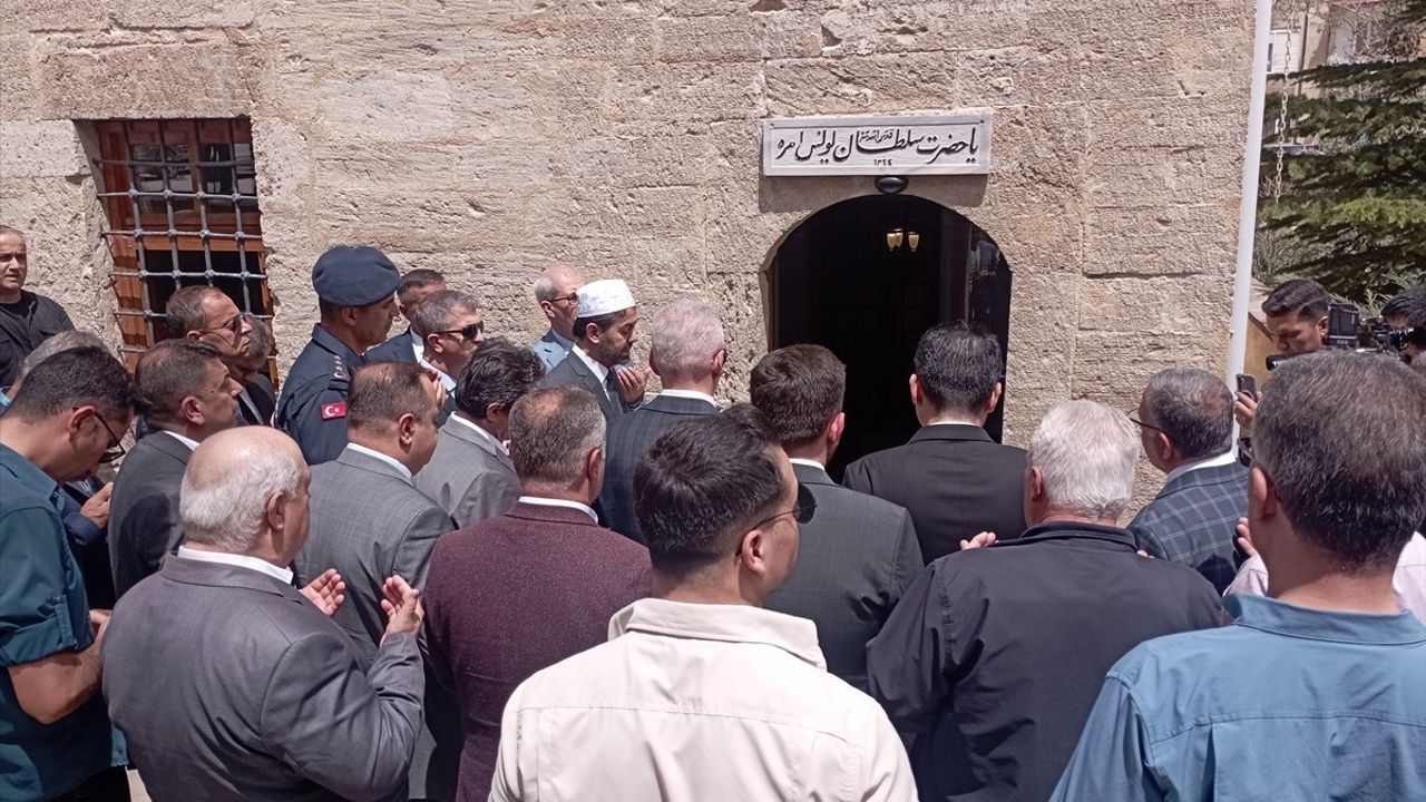 Karaman'da 748. Türk Dil Bayramı ve Yunus Emre'yi Anma Etkinlikleri Başladı