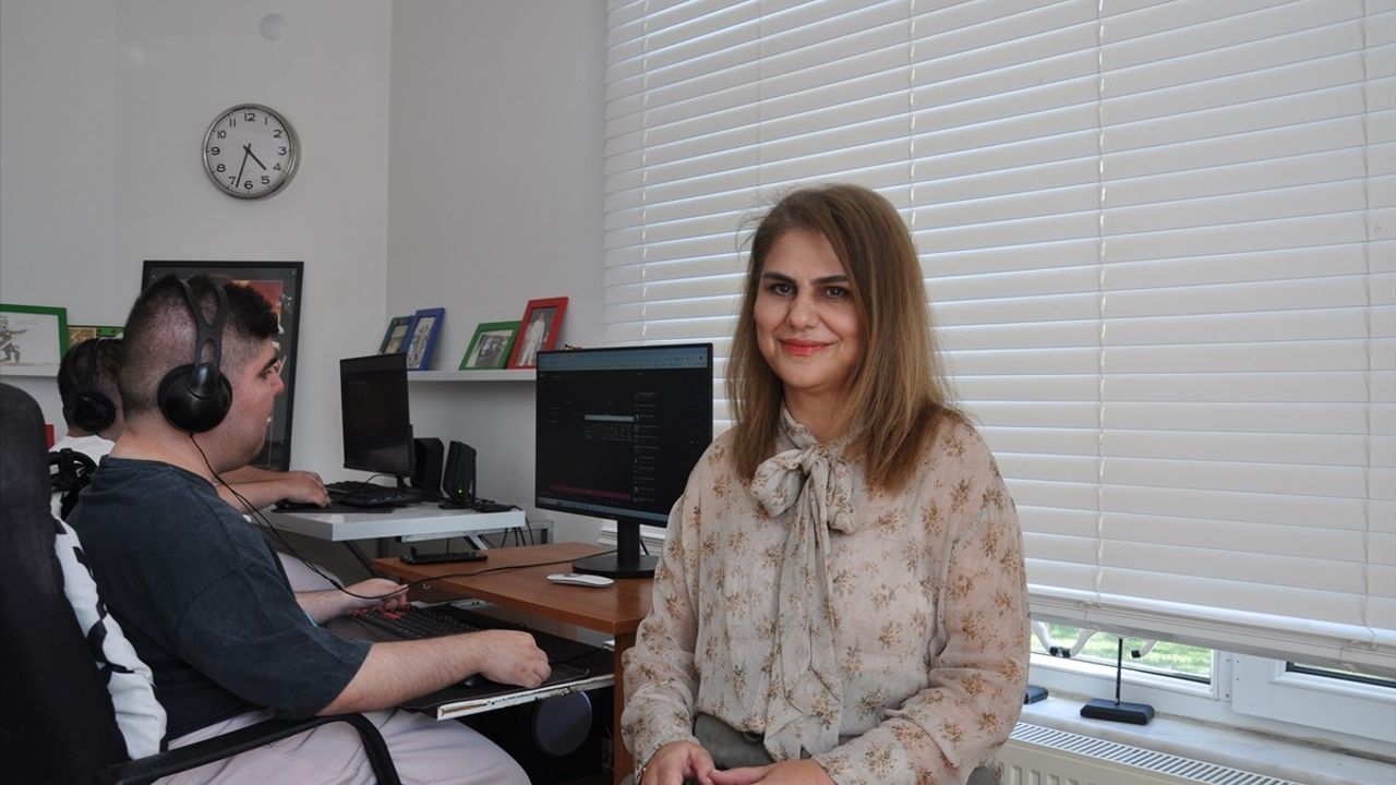 Kas Hastası İkizlerden Yapay Zeka ile 1000 Müzik Eseri