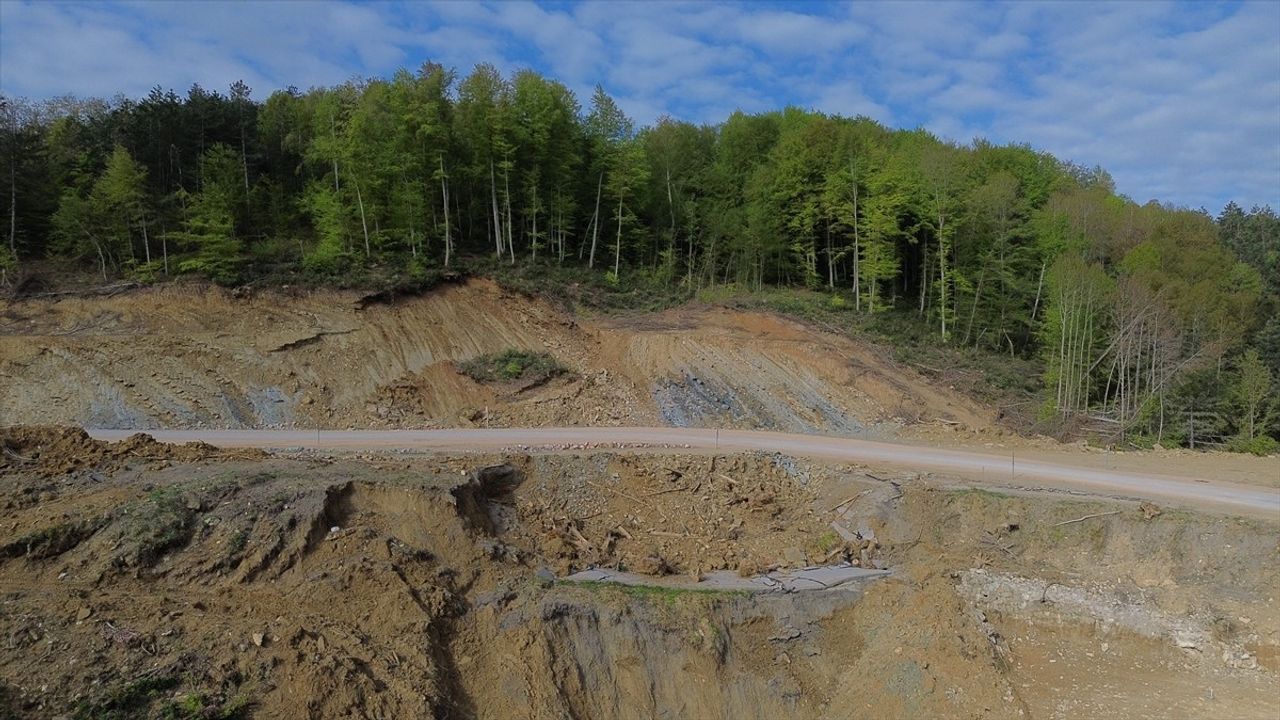 Kastamonu-Çatalzeytin Kara Yolu Yeniden Ulaşıma Açıldı
