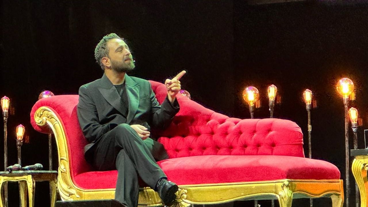 Katarsis-Gel Yeniden Başlayalım Zorlu PSM'de Büyüledi