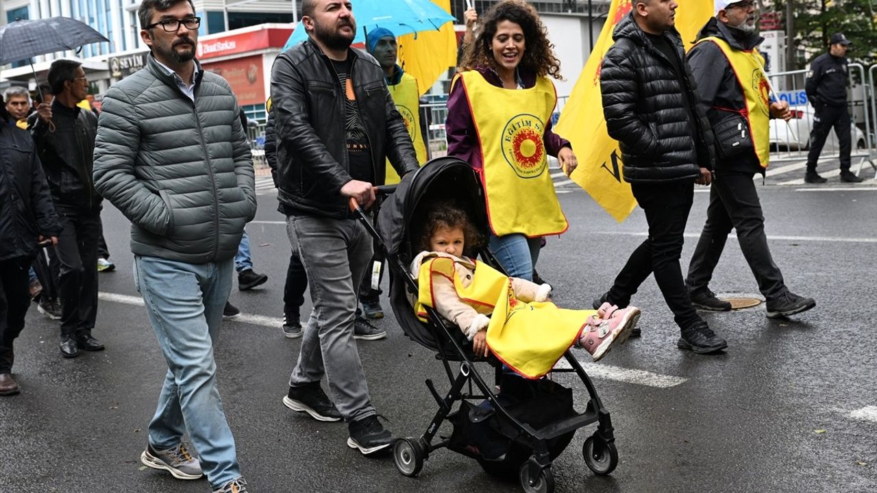 Kayseri'de 1 Mayıs Emek ve Dayanışma Günü Coşkuyla Kutlandı