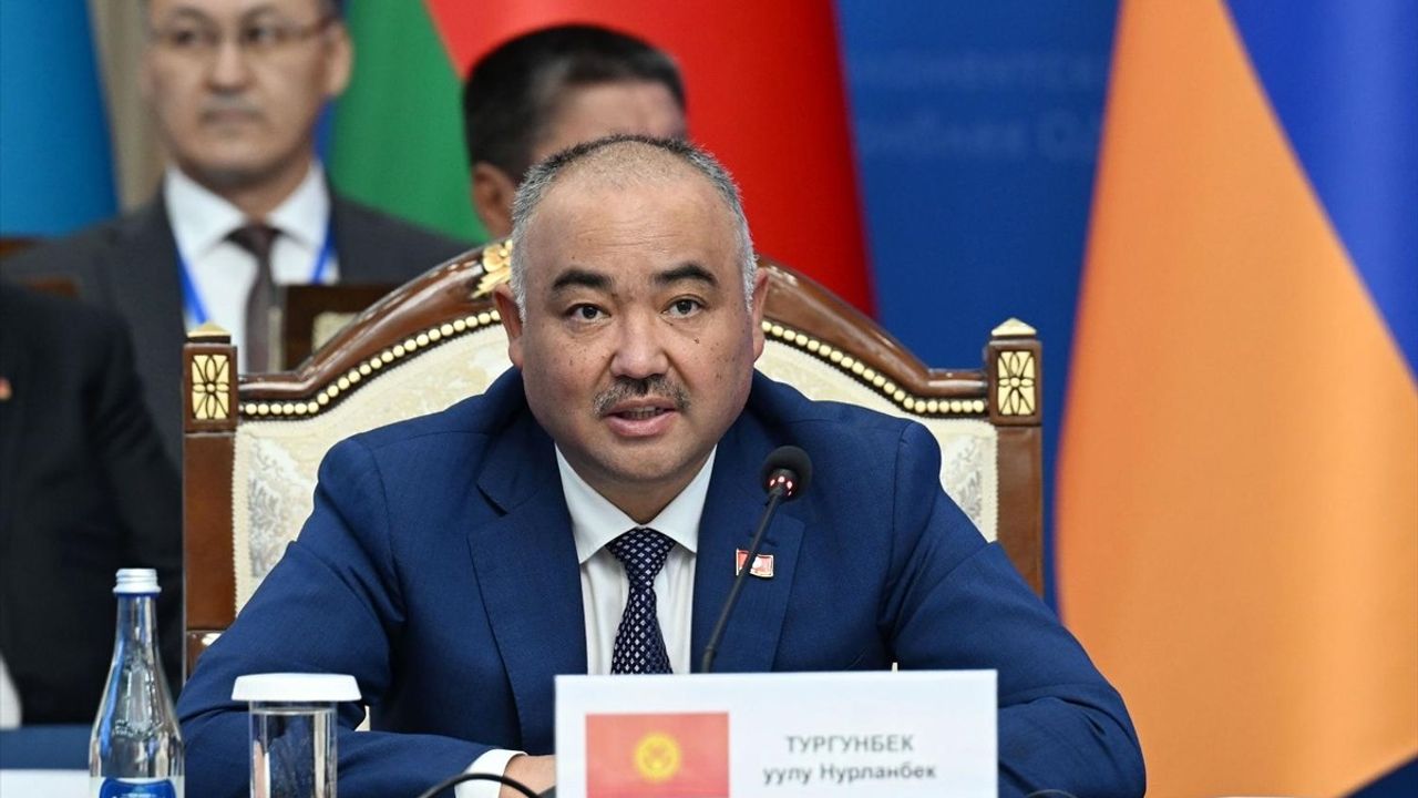 Kırgızistan'da KGAÖ Parlamenterler Meclisi Oturumu Yapıldı