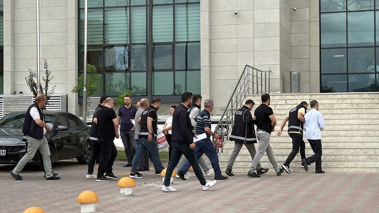 Kırıkkale'de İrtikap Soruşturmasında 5 Şüpheli Tutuklandı