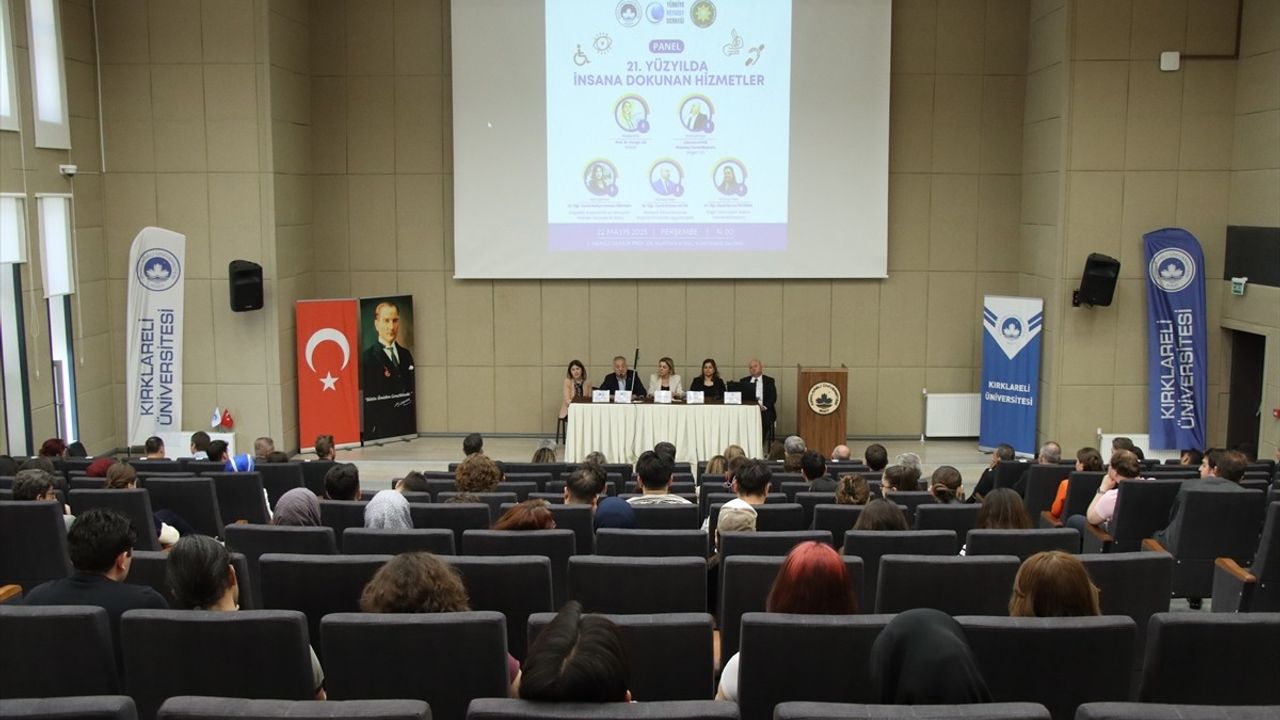 Kırklareli'nde 21. Yüzyılda İnsana Dokunan Hizmetler Konferansı