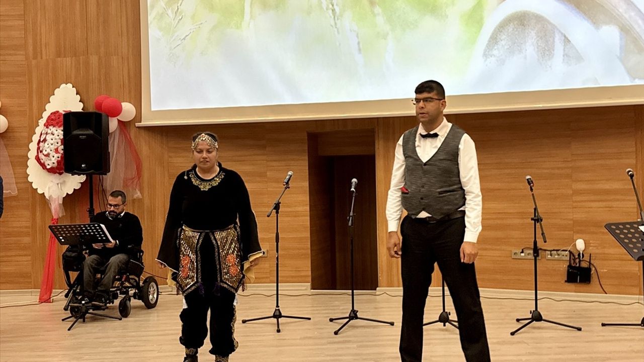 Kırşehir'de İlginç Proje: Öğrencilerin Kitabı ile 32 Tekerlekli Sandalye Dağıtıldı