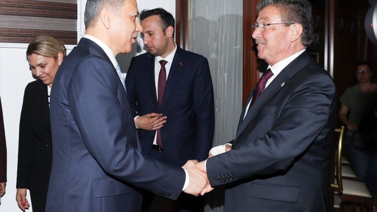 KKTC Başbakanı Üstel, İçişleri Bakanı Yerlikaya ile Görüştü