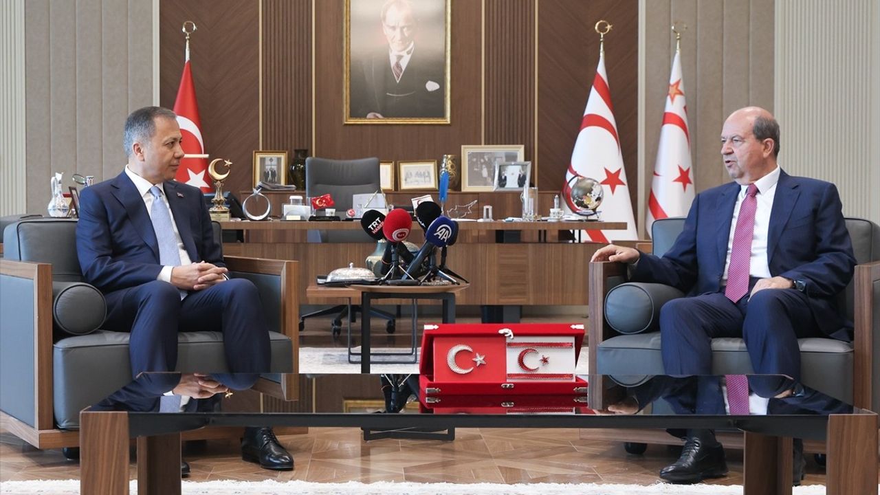 KKTC Cumhurbaşkanı Tatar, İçişleri Bakanı Yerlikaya'yı Kabul Etti