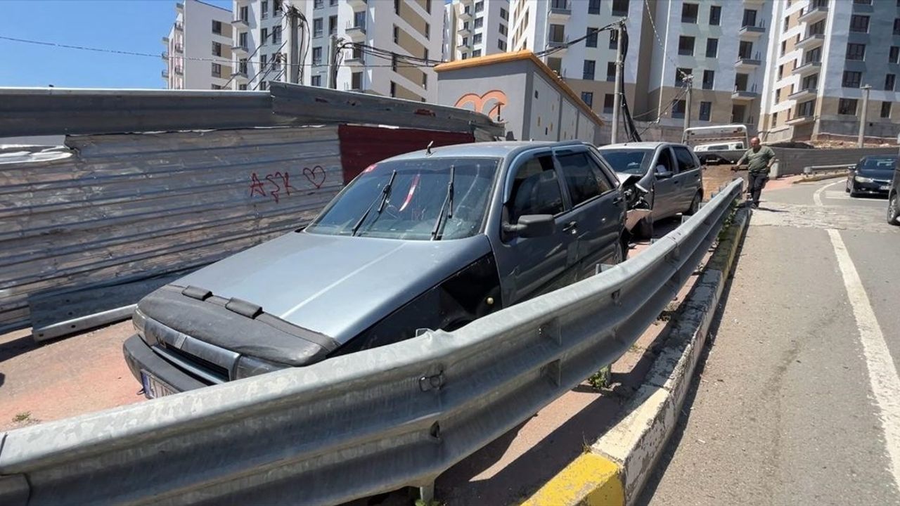 Kocaeli'de Kaza: 5 Yaralı