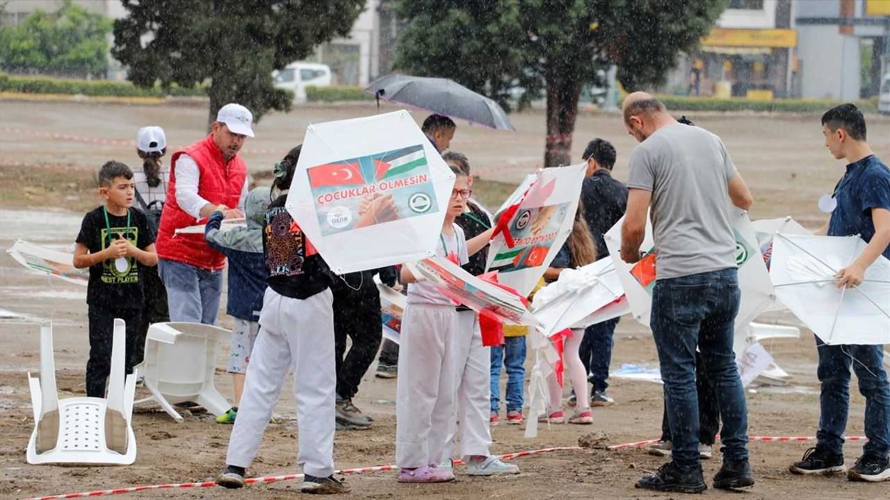 Kocaeli'de Uçurtma Etkinliği ile Gazze'ye Destek