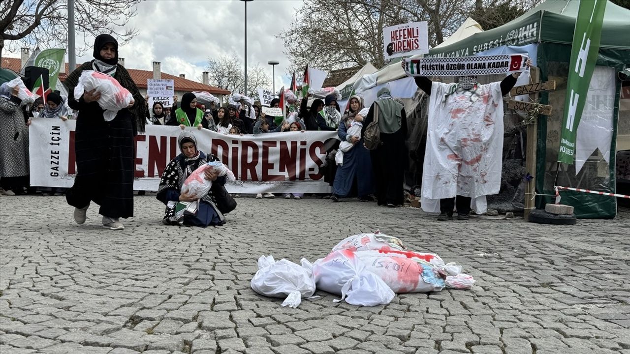 Konya'da Gazze Saldırılarına Destek İçin Gösteri
