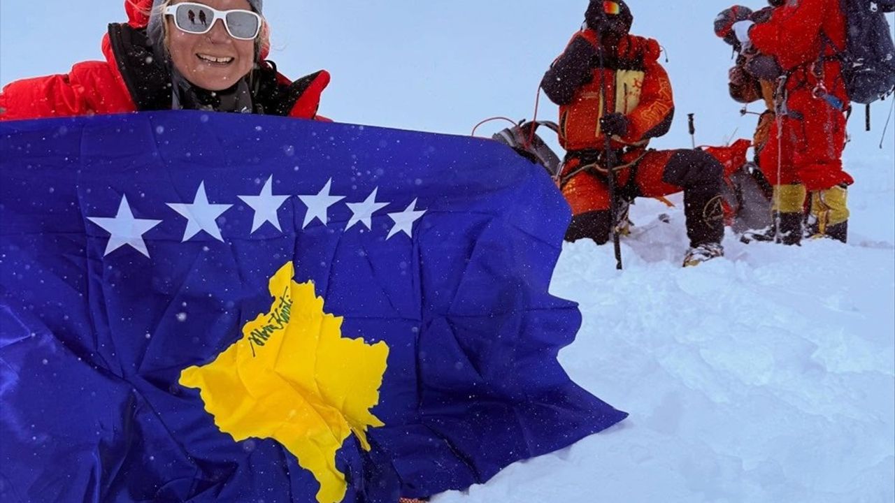 Kosovalı Uta İbrahimi, Dünyanın En Yüksek 14 Zirvesine Tırmandı