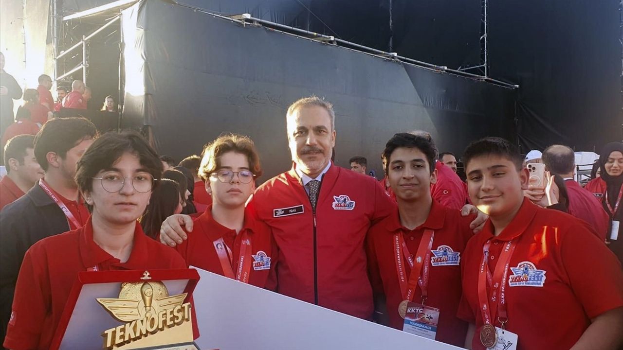 Malatyalı Öğrenciler, TEKNOFEST KKTC'de Birinci Oldu