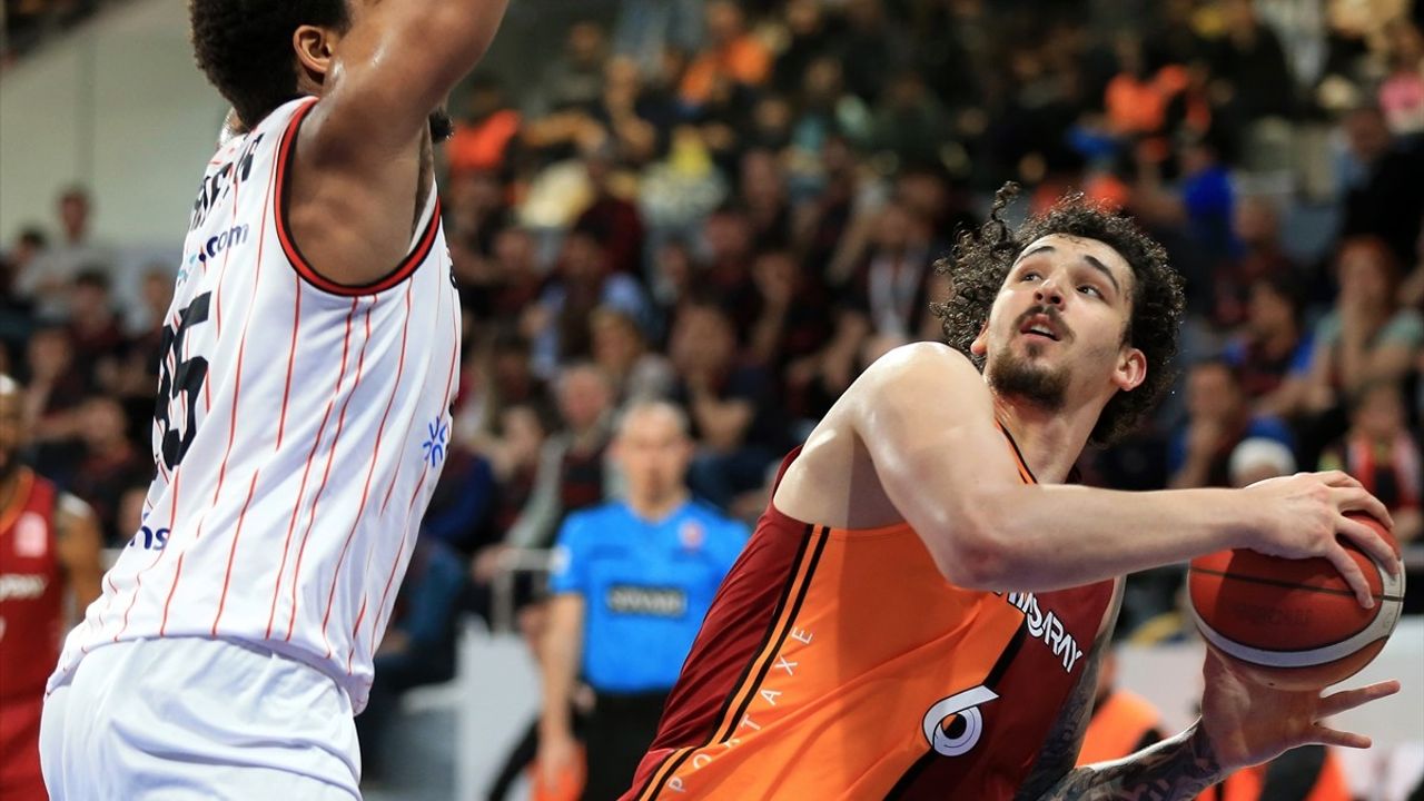 Manisa Basket Divissa, Galatasaray'ı 94-75 Yenerek Kazandı