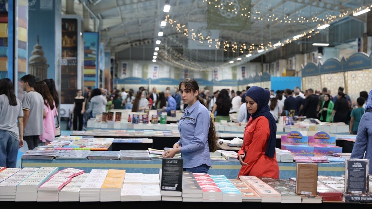 Mardin 2. Kitap Fuarı Kapılarını Açtı