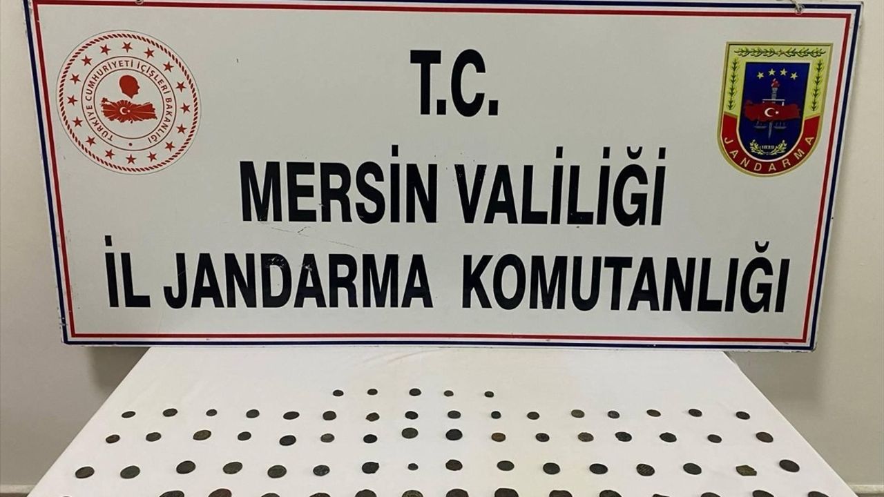 Mersin'de 70 Tarihi Sikke Ele Geçirildi