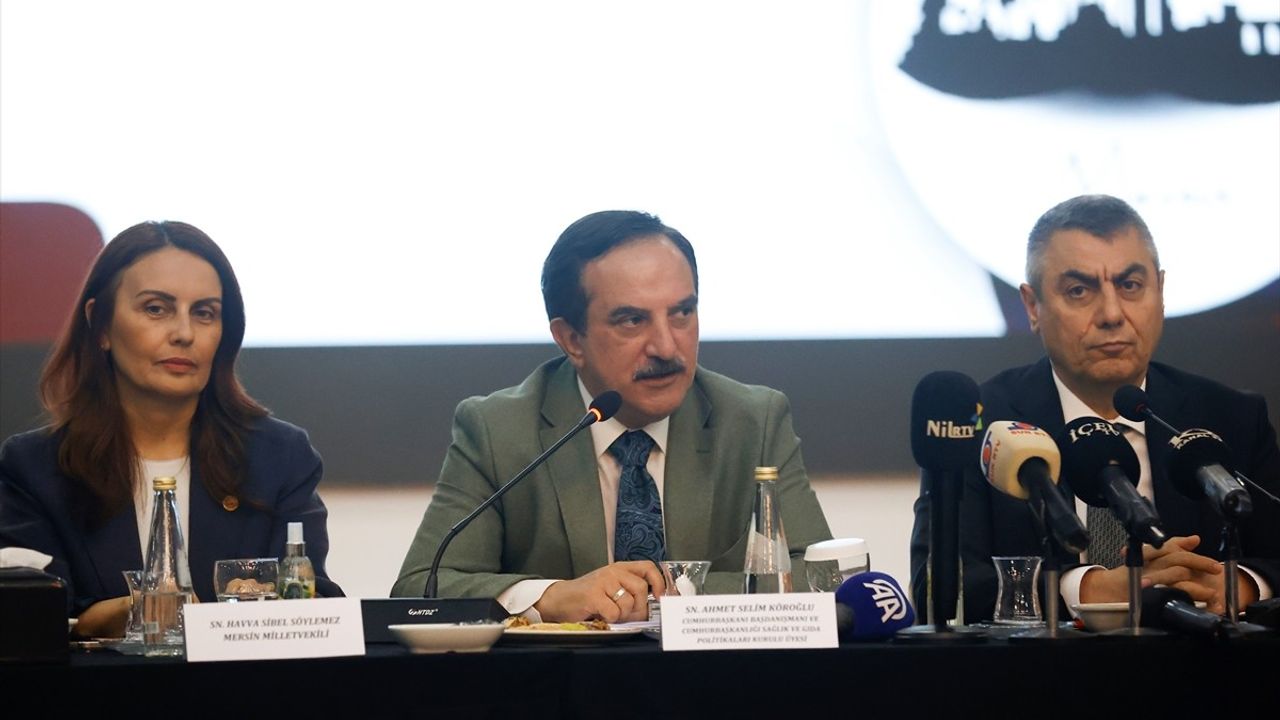 Mersin'de 'Türkiye Sohbetleri' Toplantısı Gerçekleşti