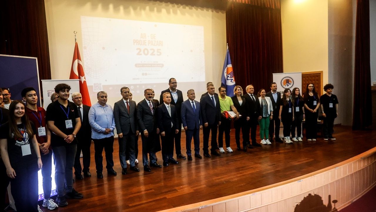 Mersin'de Ulaşım Sektörünün Gençlik Festivali 'UFEST' Devam Ediyor