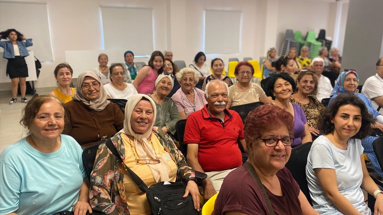 Mersin Üniversitesi'nde 60+ Tazelenme Üniversitesi Yıl Sonu Etkinliği Gerçekleştirildi