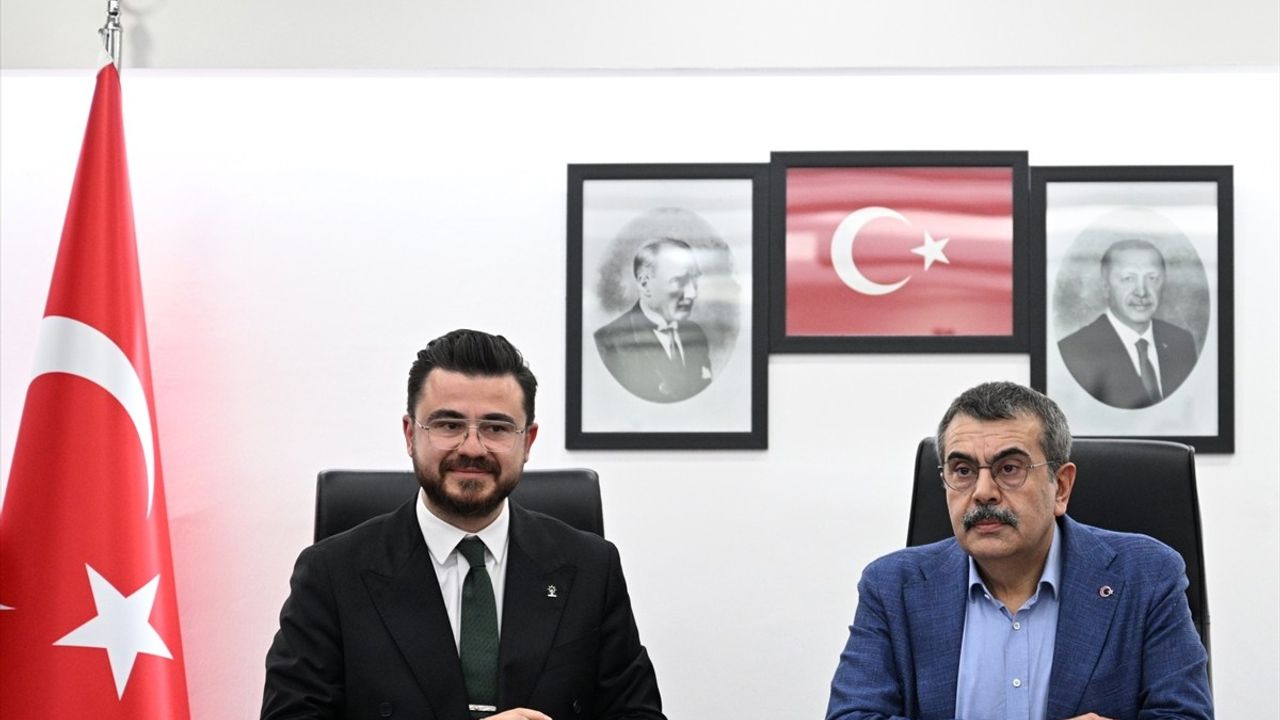 Milli Eğitim Bakanı Tekin: 'Okullar artık beceri geliştirme merkezi olmalı'