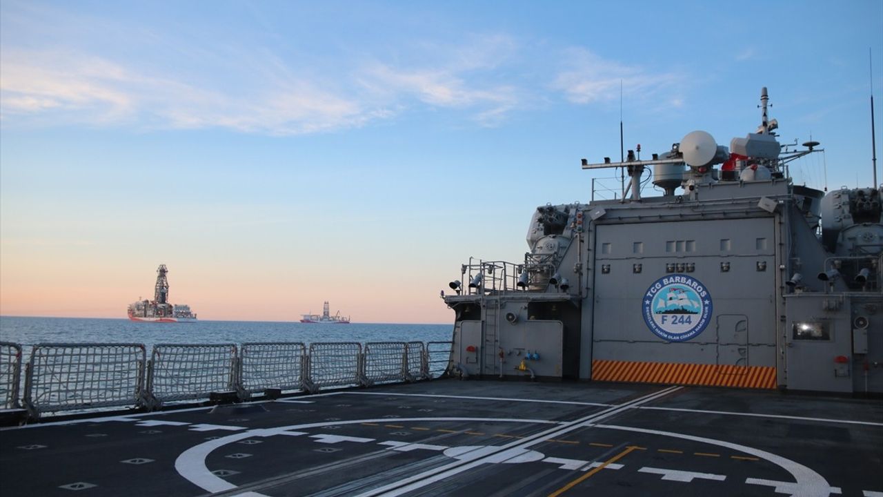 Milli Savunma Bakanlığı&#039;ndan TCG Barbaros Paylaşımı