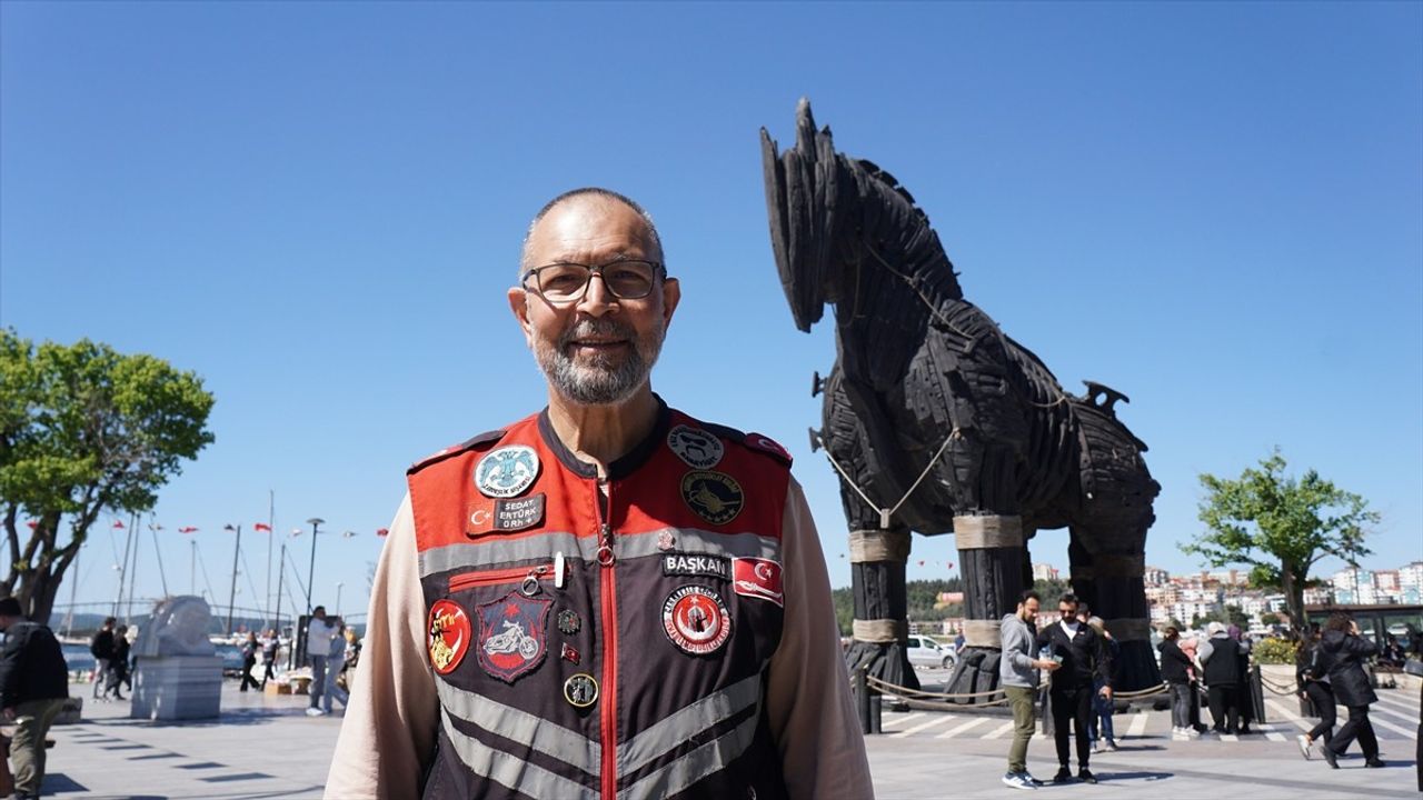 Motosiklet Tutkunları Fatih Sultan Mehmet'i Anmak İçin Çanakkale'de Buluştu