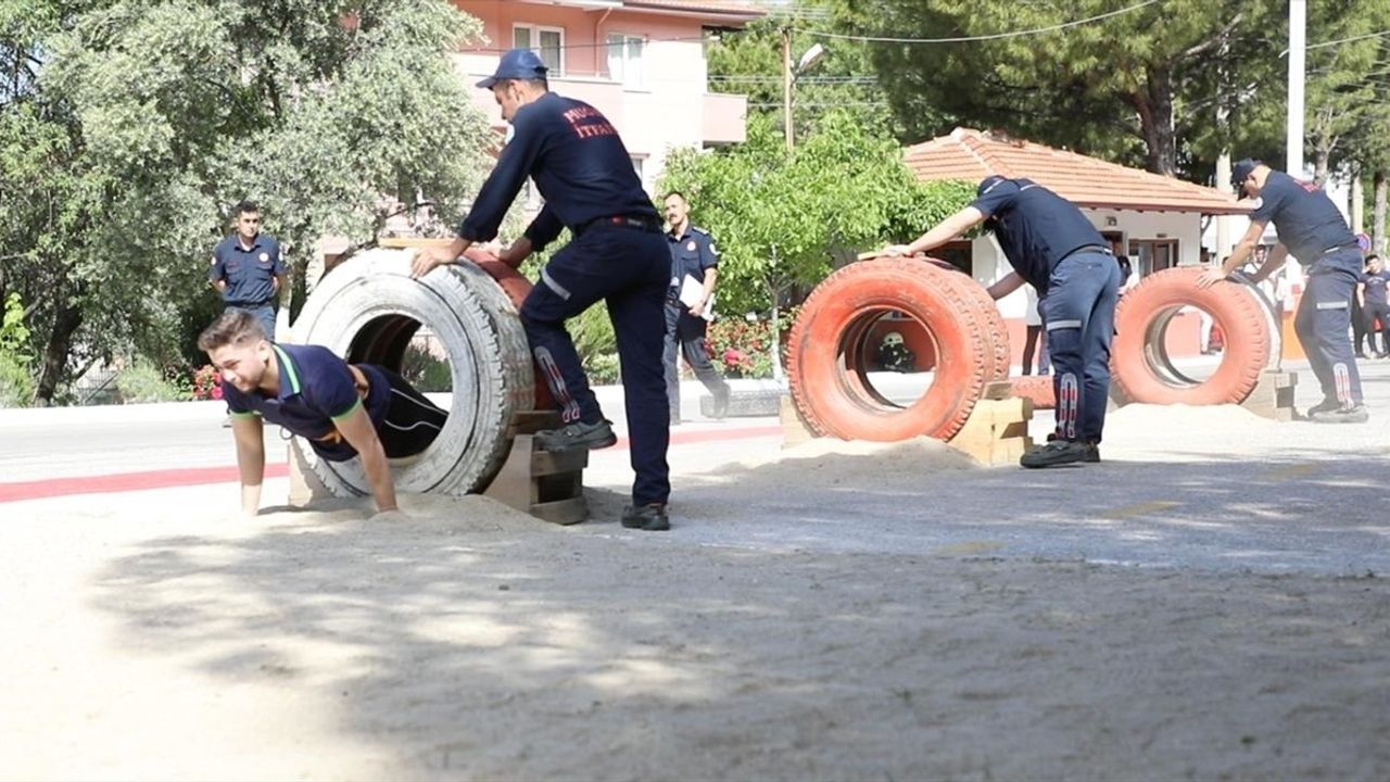 Muğla'da 286 Aday, İtfaiye Eri Olmak İçin Zorlu Parkurlarda Yarıştı