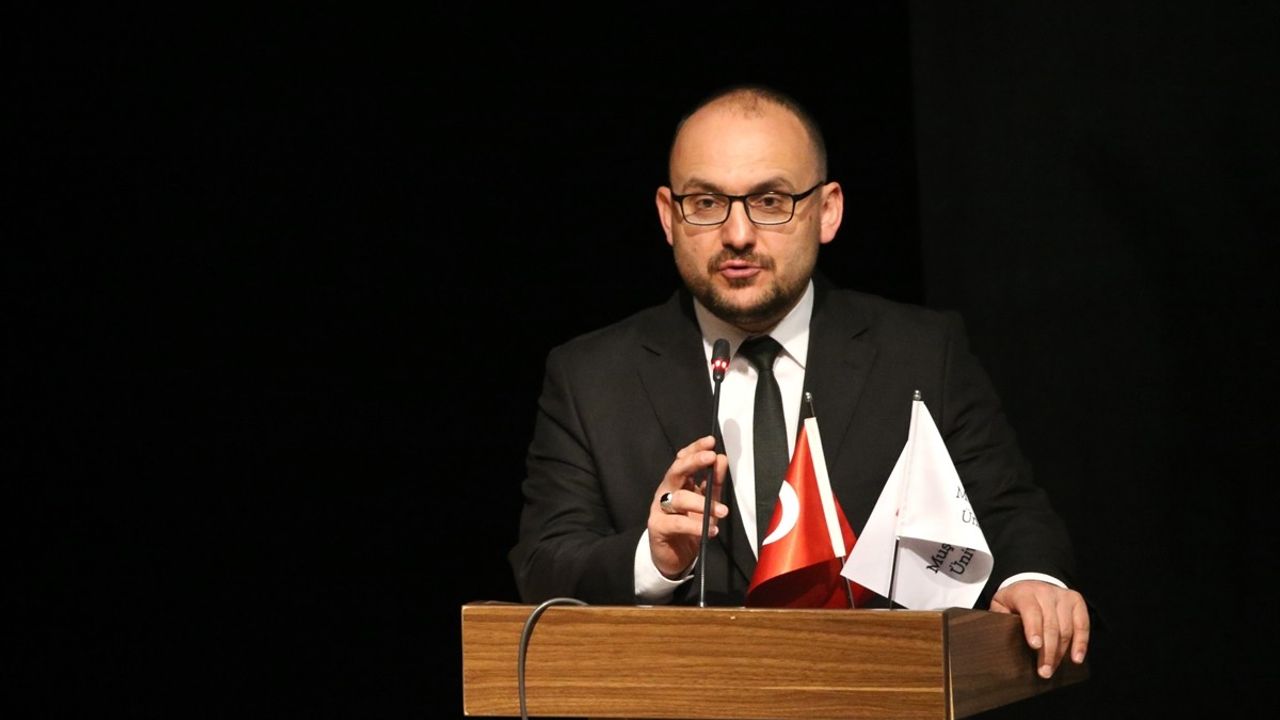 Muş'ta Aile Çalıştayı Düzenlendi: Aile Kurumunun Önemi Vurgulandı