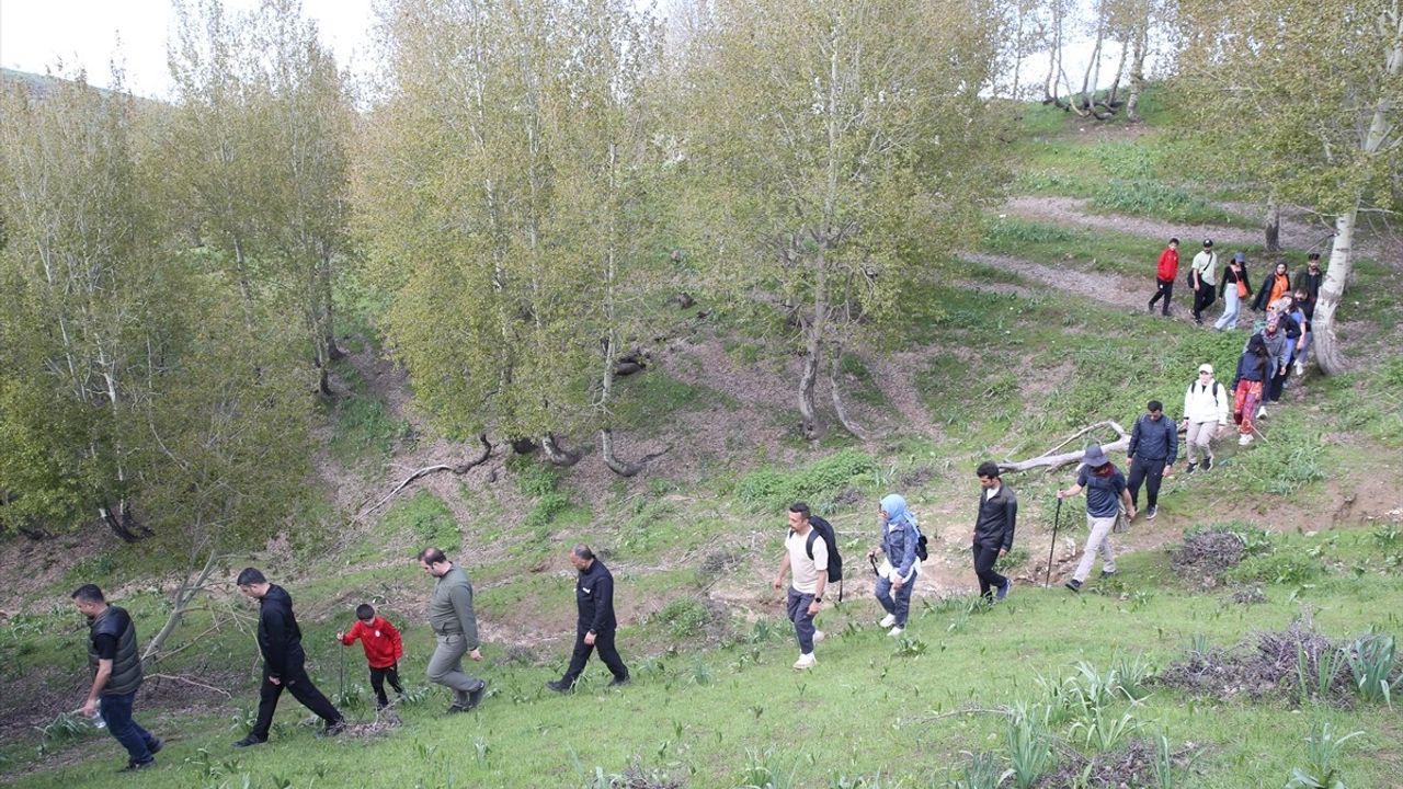 Muş'ta Doğa Tutkunları Yeni Yürüyüş Rotalarıyla Buluşuyor
