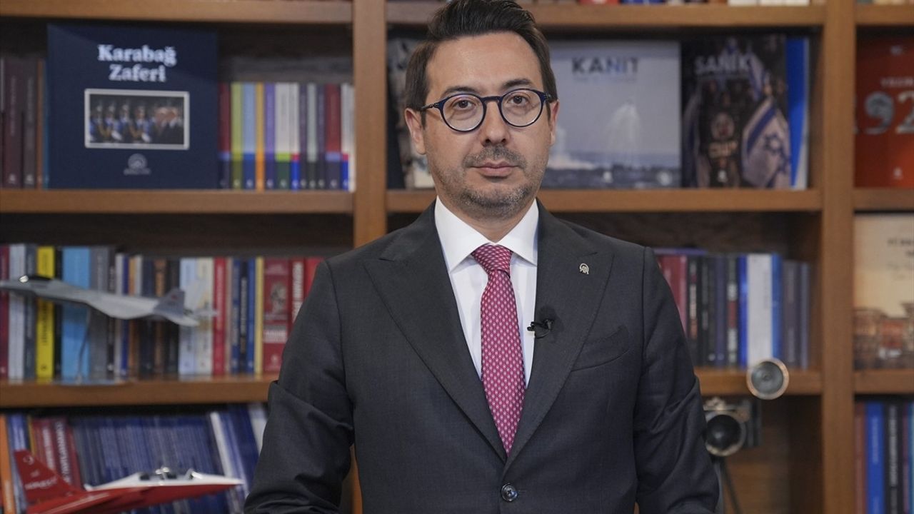 Nahçıvan'da Azerbaycan Basınının 150. Yılı Konferansı Düzenlendi