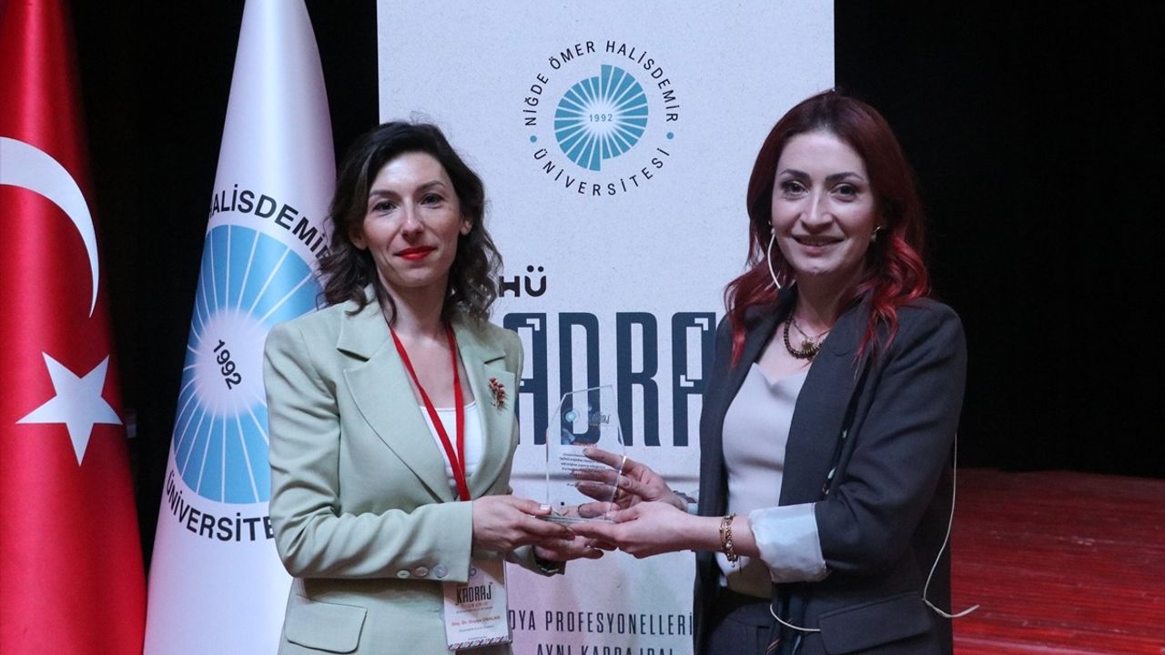 Niğde Ömer Halisdemir Üniversitesi'nde Kadraj İletişim Günleri Etkinliği