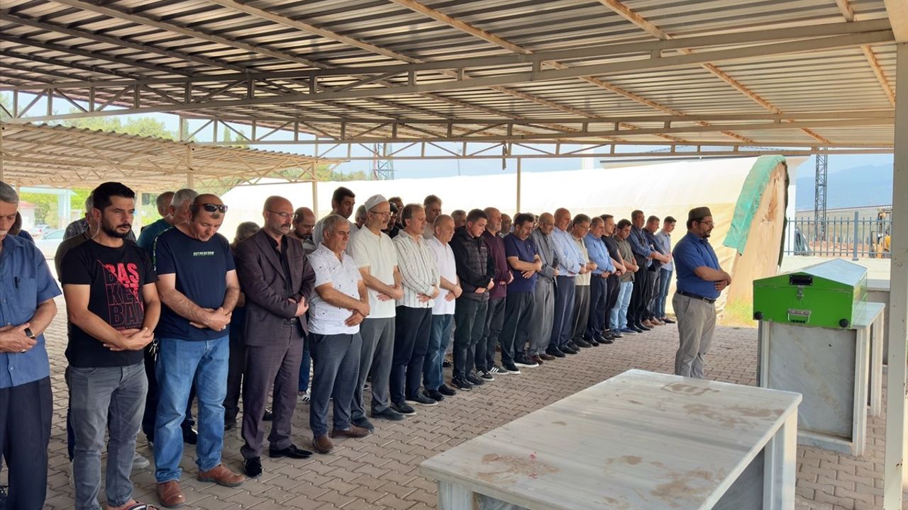 Osmaniye'de Eşini Bıçaklayarak Öldüren Kişi Tutuklandı