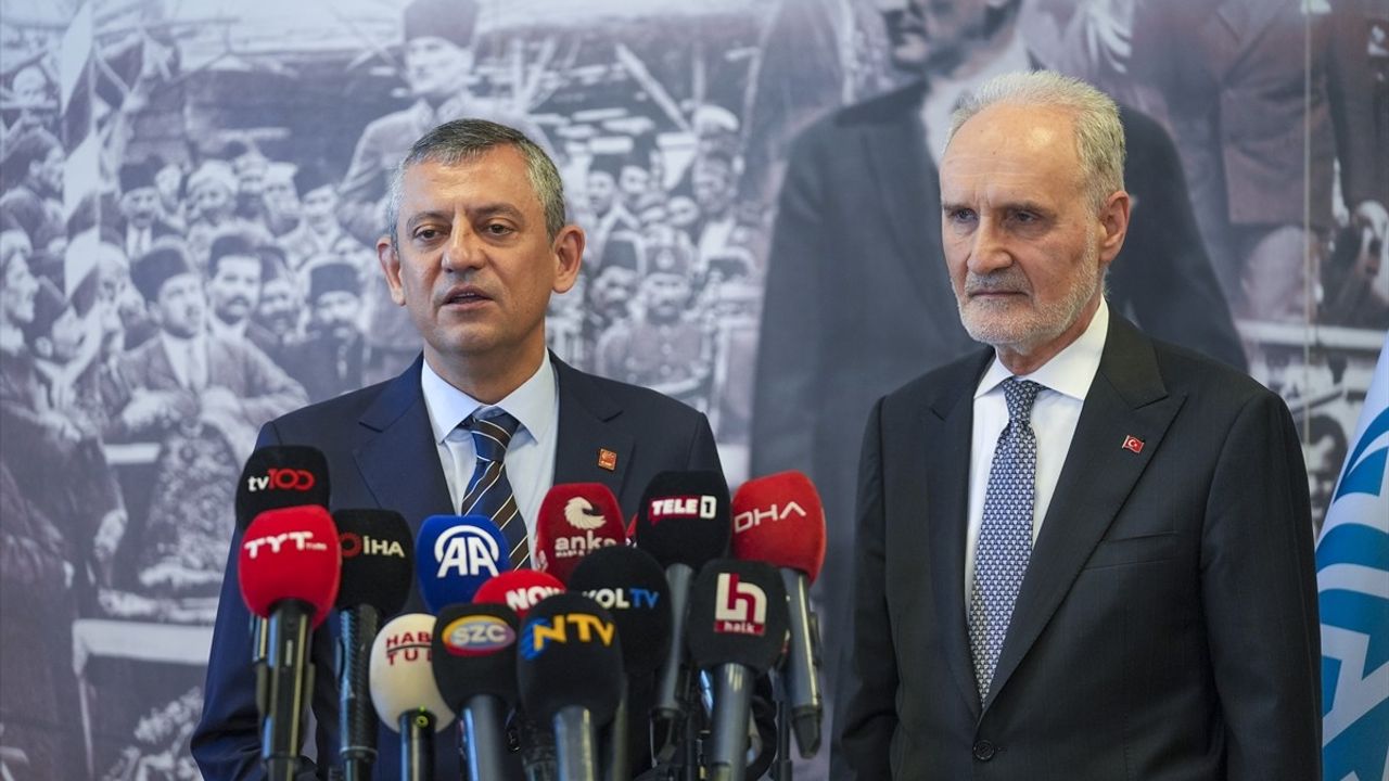 Özgür Özel, TÜRKONFED ve İTO'ya Önemli Ziyaretler Gerçekleştirdi