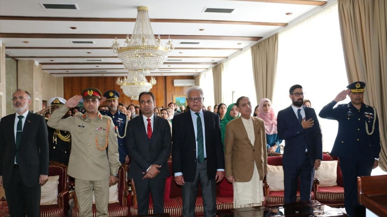 Pakistan Ankara Büyükelçiliğinde Şükran Günü Coşkusu