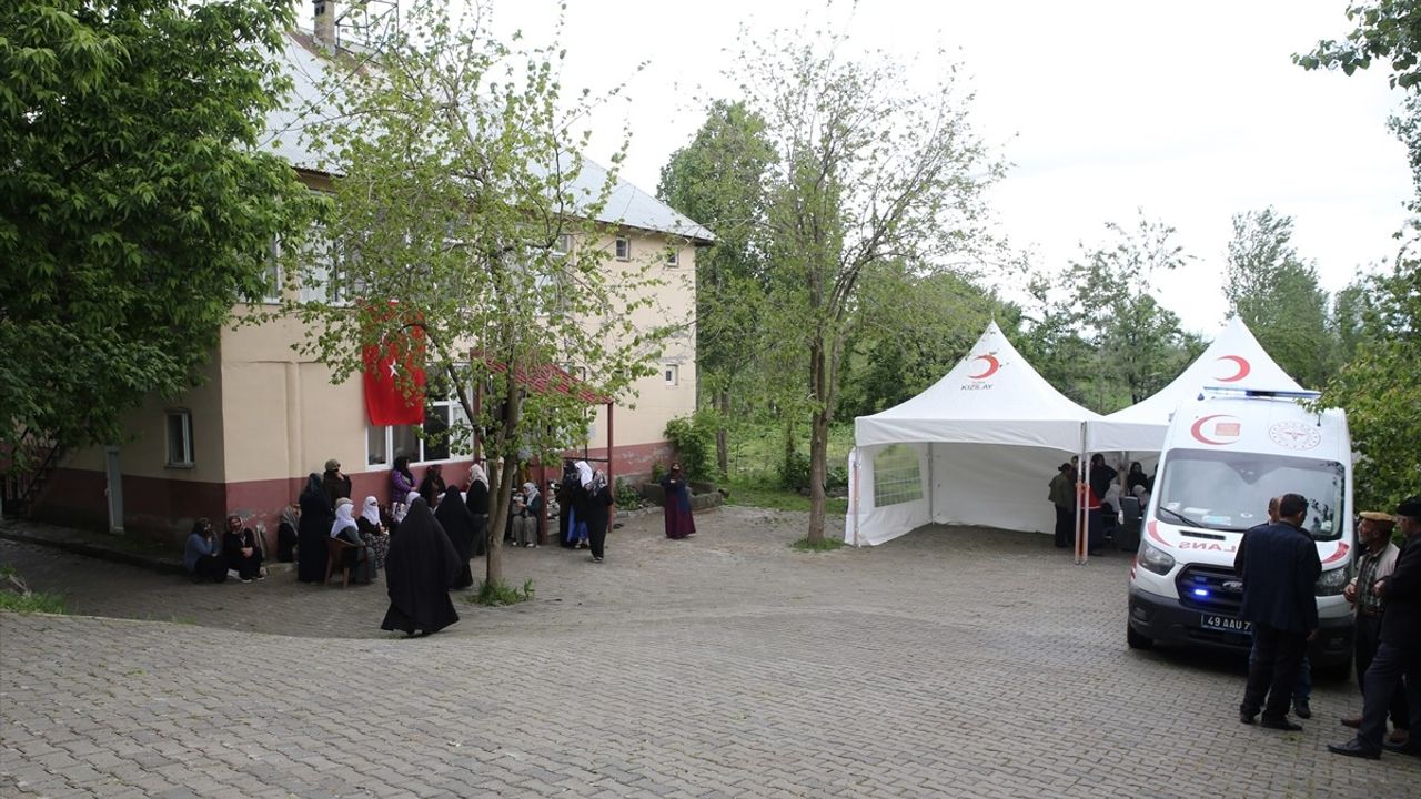 Pençe-Kilit Harekatı'nda Şehit Olan Uzman Çavuş Karadağ'ın Ailesine Acı Haber Ulaştı