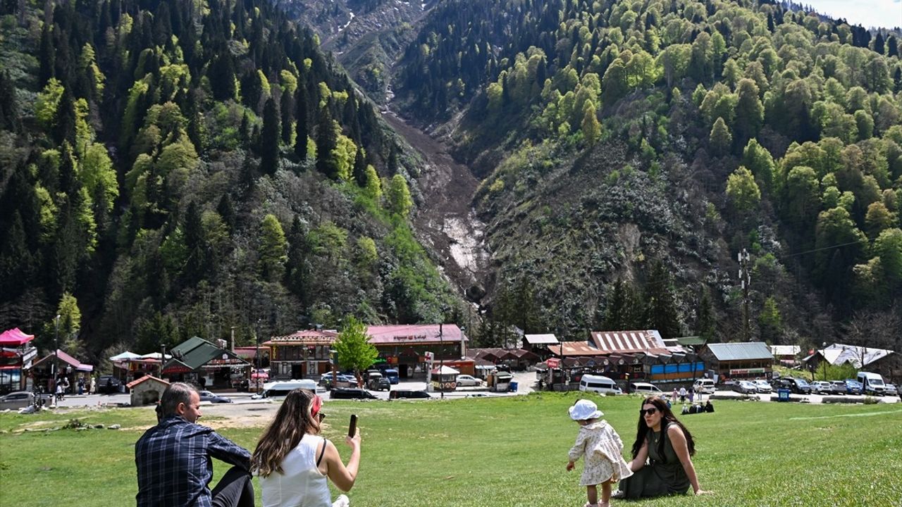 Rize'nin Eşsiz Doğal Güzellikleri Ziyaretçilerini Bekliyor