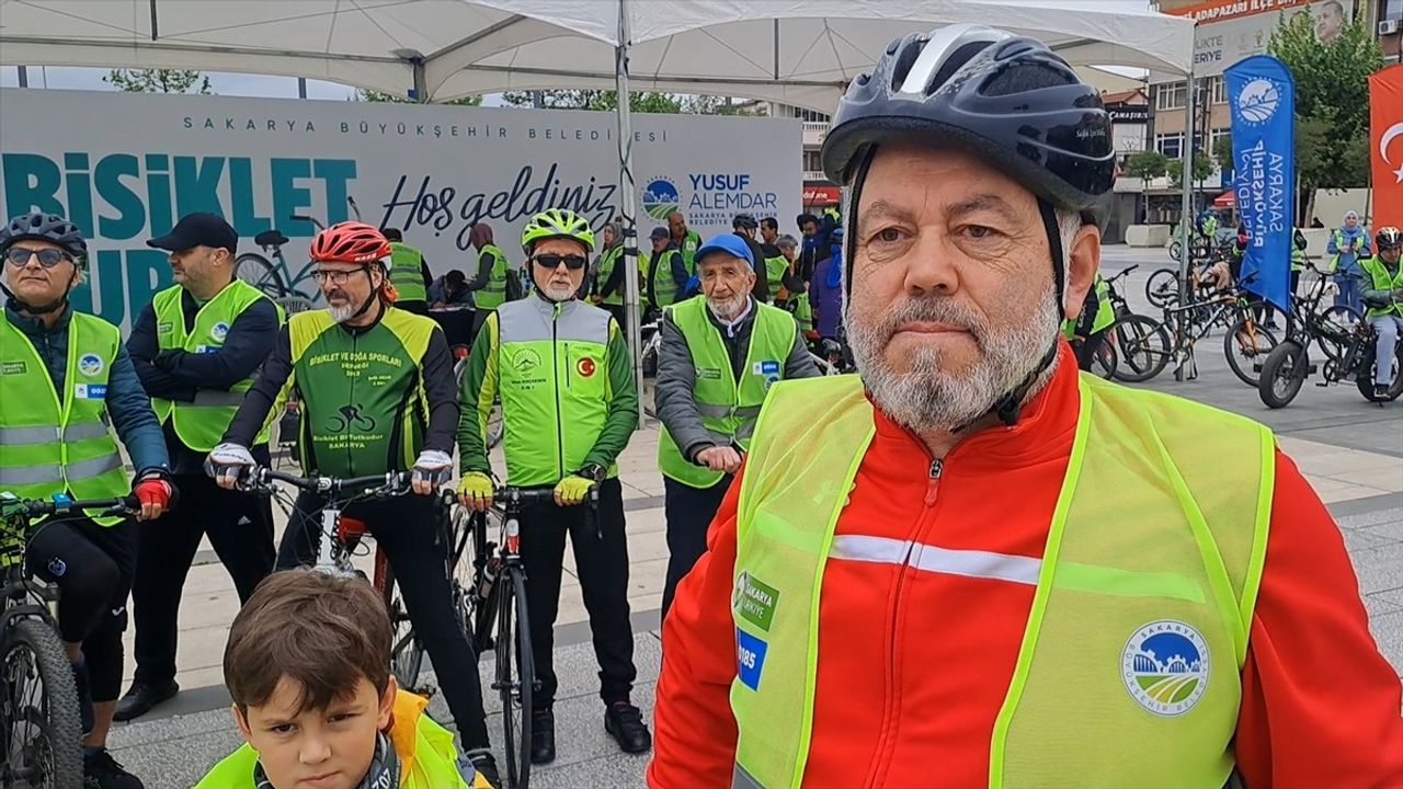 Sakarya'da Trafikte Farkındalık İçin Bisiklet Turu Düzenlendi