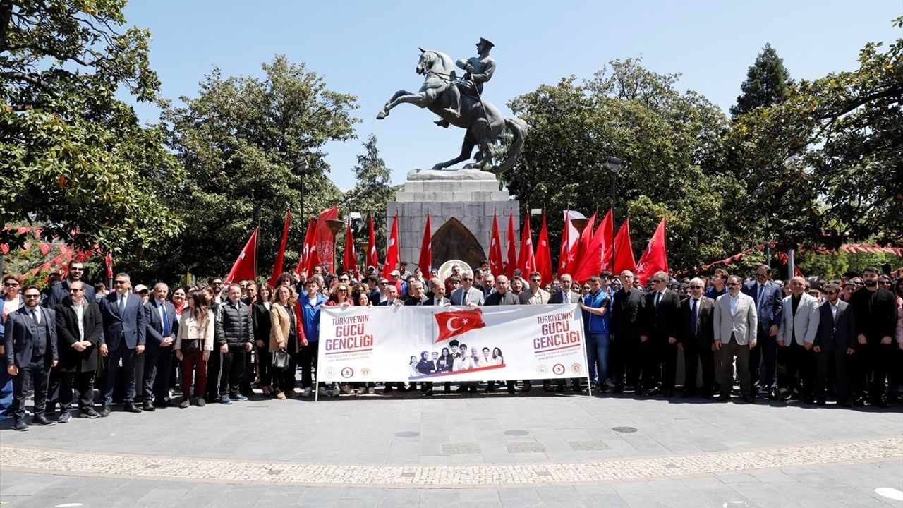 Samsun'da Gençlik Haftası Kutlamaları Başladı