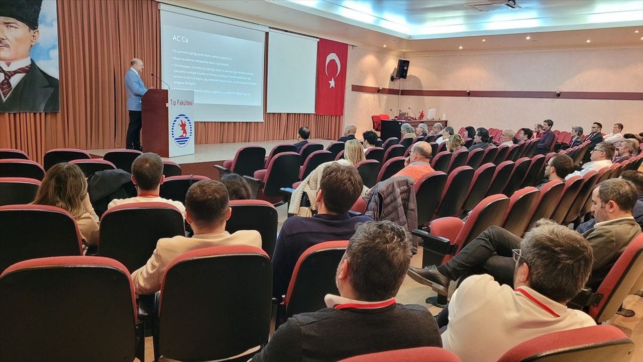 Samsun'da Kemik ve Yumuşak Doku Tümörleri Paneli Düzenlendi
