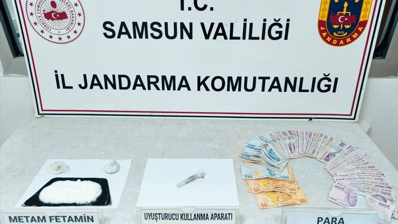 Samsun'da Modeme Gizlenmiş Uyuşturucu Operasyonu: 220 Gram Ele Geçirildi