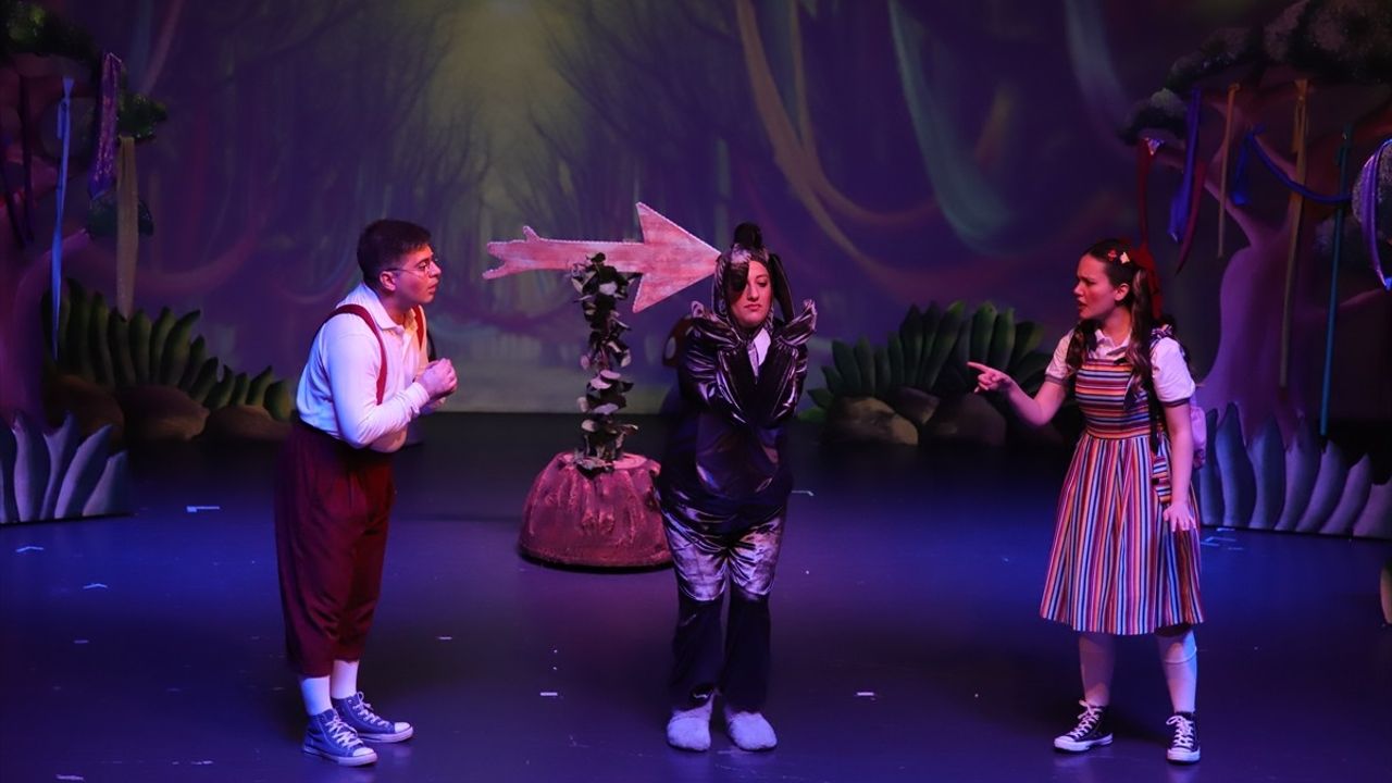 Samsun Devlet Opera ve Balesi, Minik Seyircileri İçin 'Okulumuz Orman' Oyununu Sahneleyecek