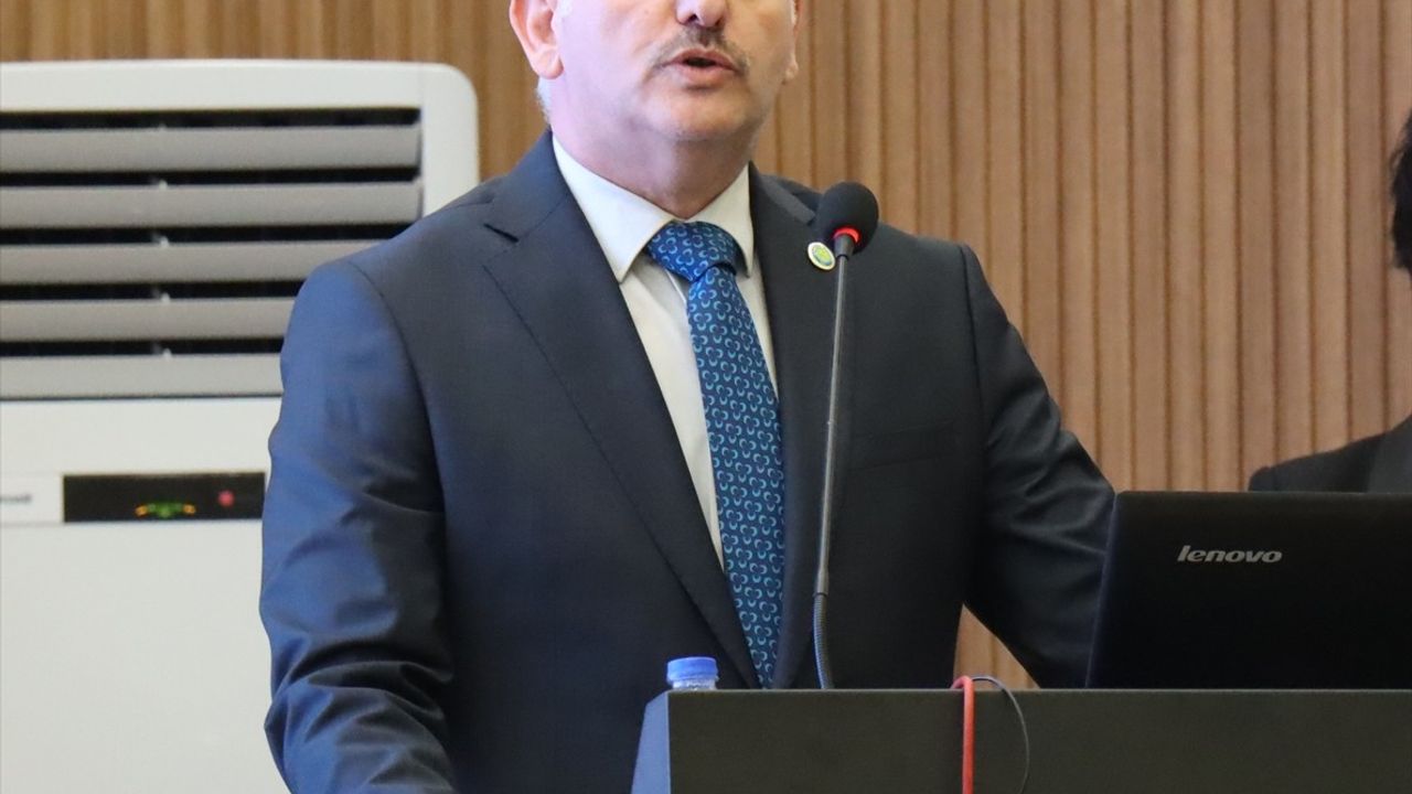 Şanlıurfa'da Harran İnsanlık Tarihi, Astronomi ve Bilim Sempozyumu Başladı