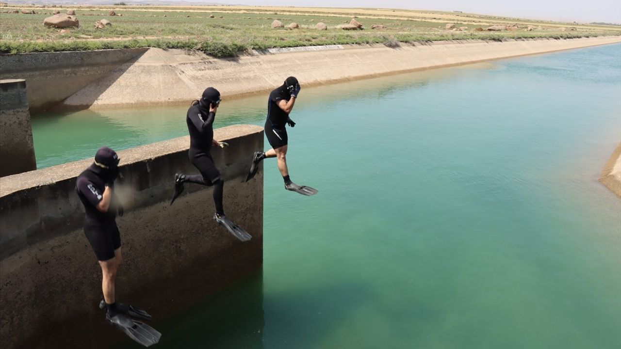 Şanlıurfa'da Sulama Kanalında Kaybolan Çocuk İçin Arama Çalışmaları Devam Ediyor